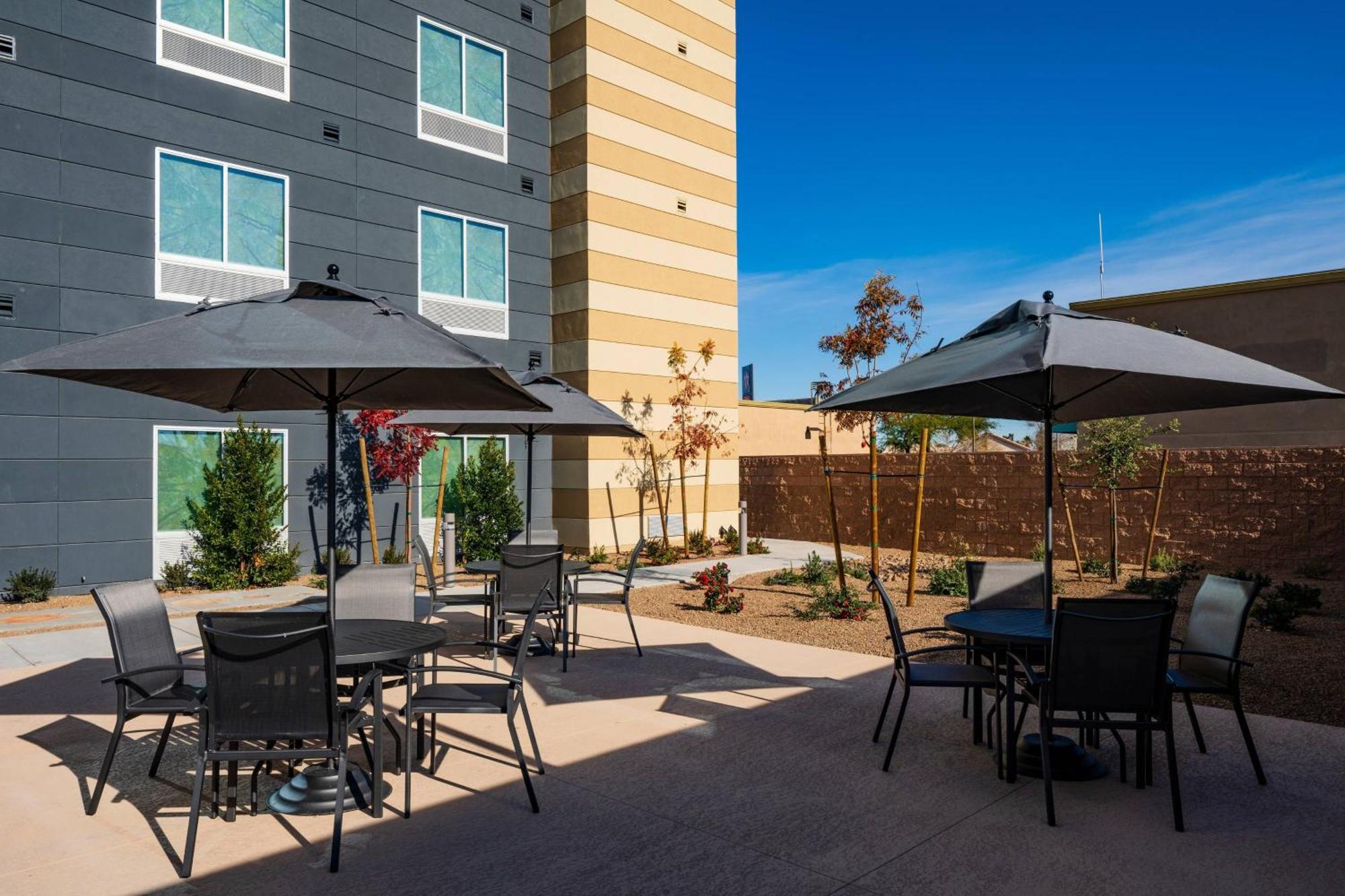 Fairfield Inn & Suites Las Vegas Northwest מראה חיצוני תמונה